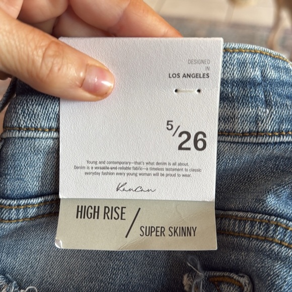 NWT High Rise Super Skinny Jeans in Distressed Wash with Raw Hem Size 5/26 - Picture 5 of 8